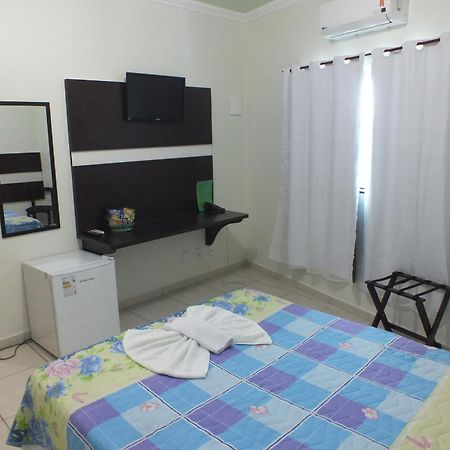 Eder Hotel Cacoal Phòng bức ảnh